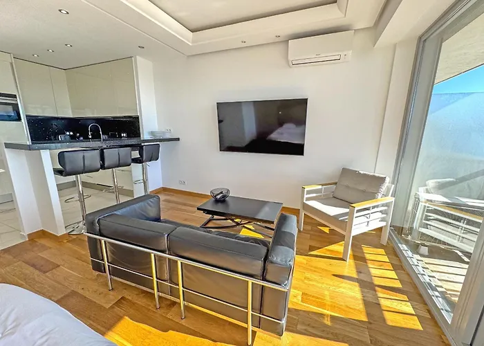 Apartmán Cariatides - Promenade